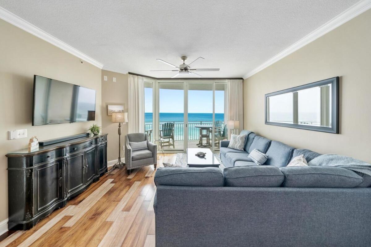 609 Aqua Apartment