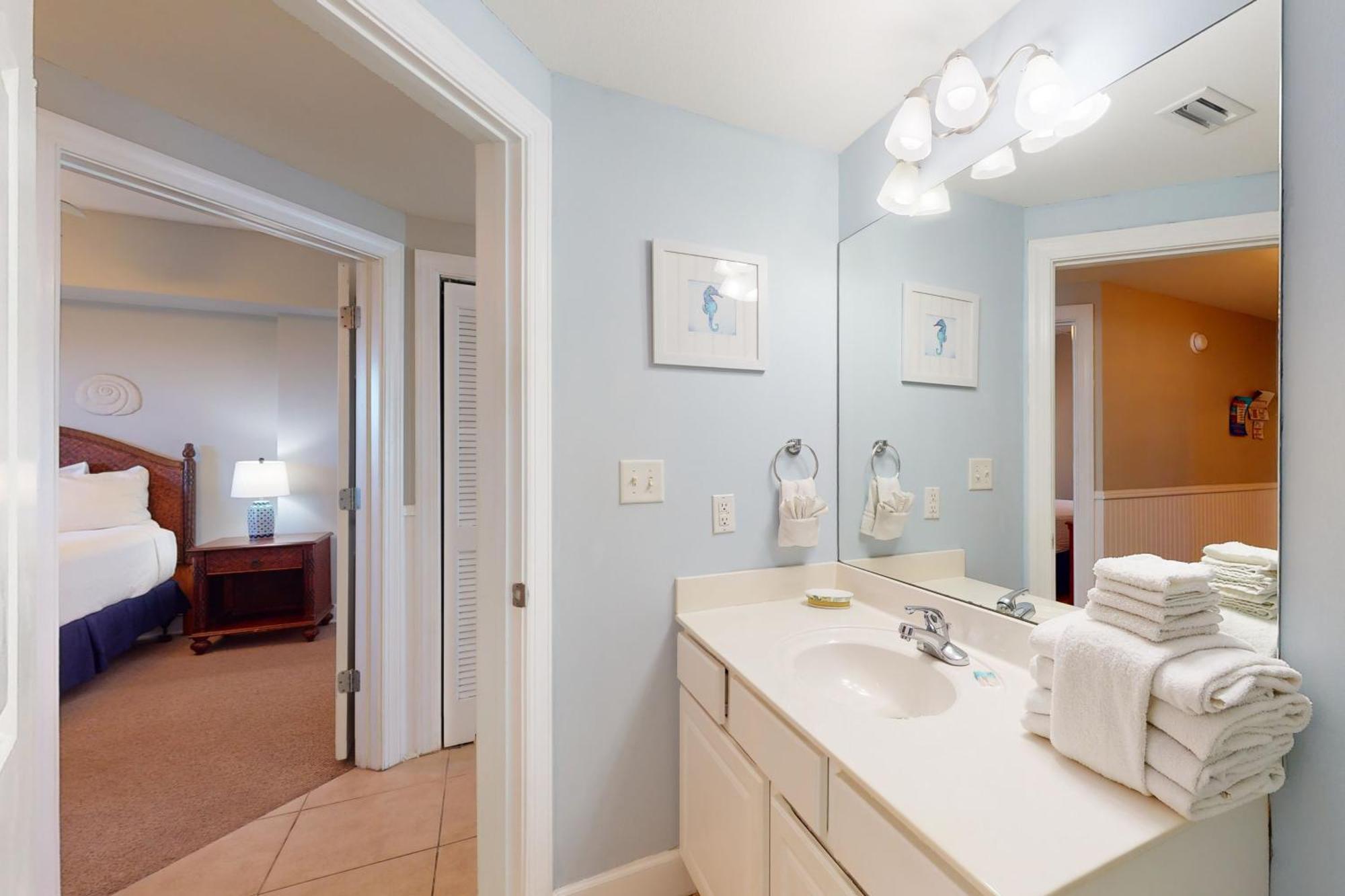 Apartment Sunrise Unit 2203