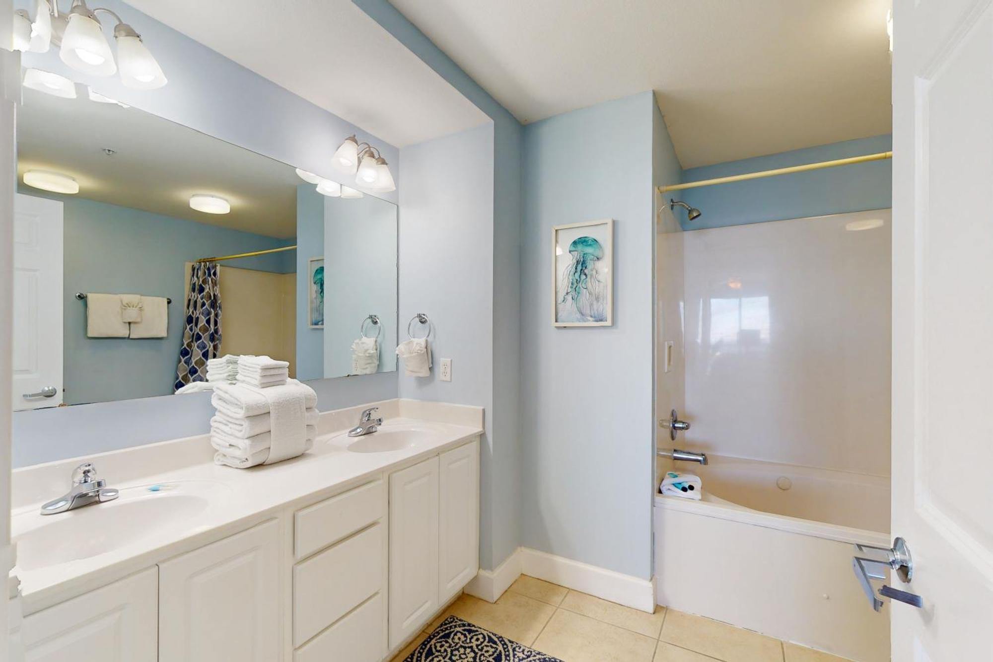 Sunrise Unit 2203 Apartment *
