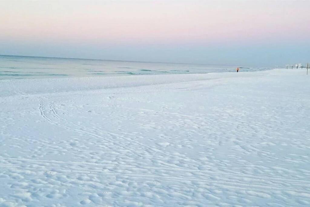 207 West Tower Floor Great Views Apartment Panama City Beach