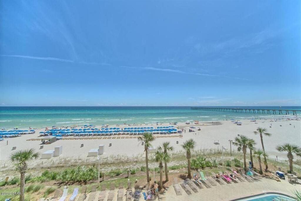 207 West Tower Floor Great Views Apartment *