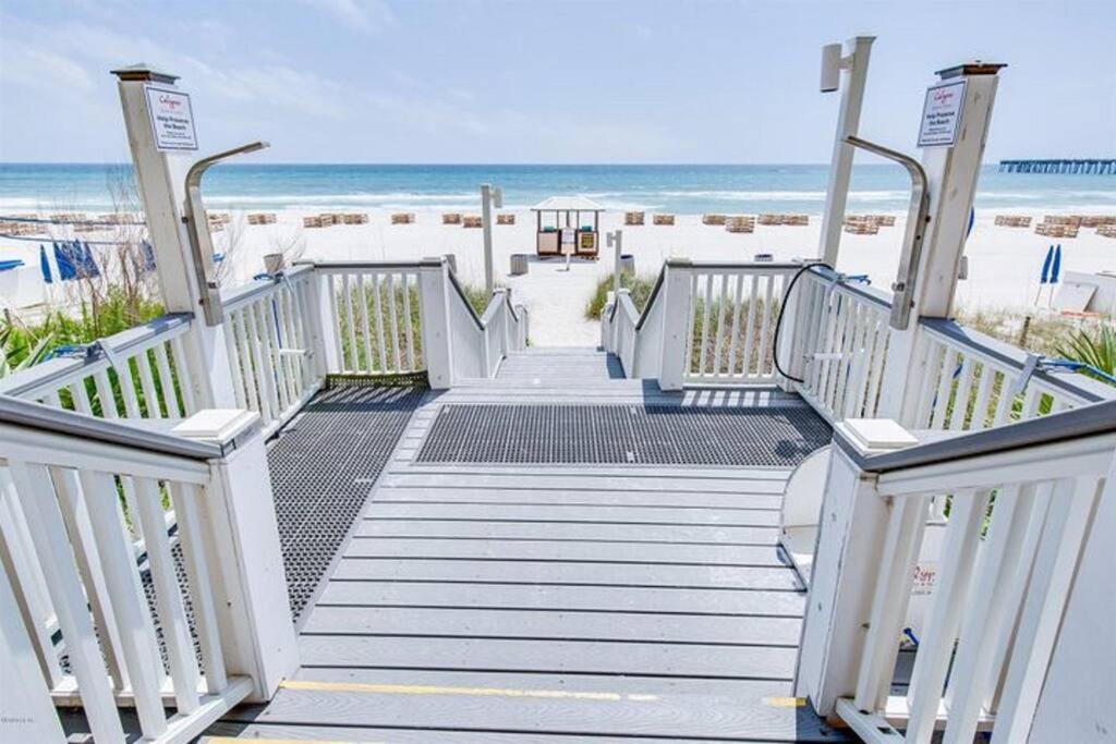 207 West Tower Floor Great Views * Panama City Beach