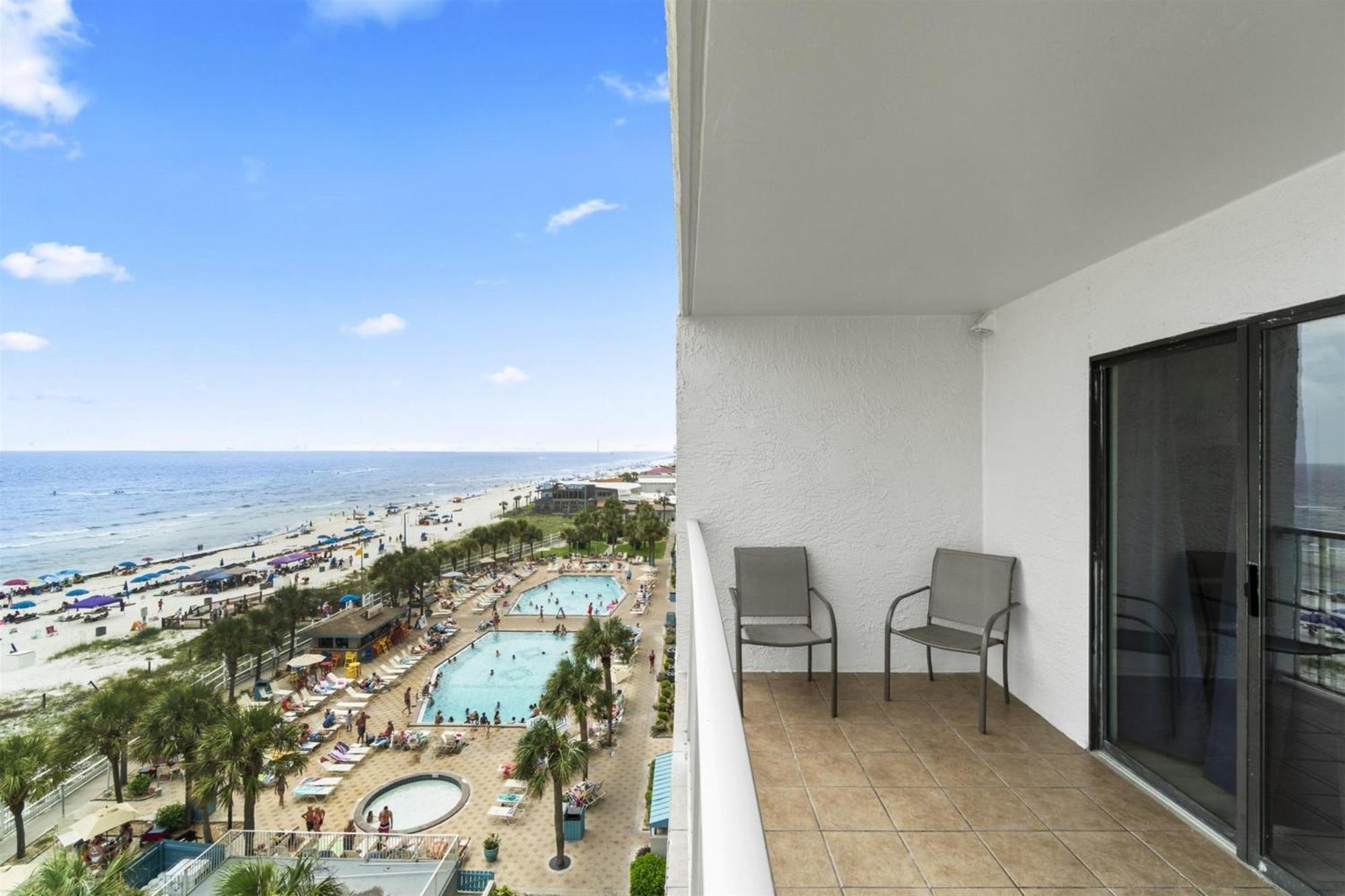 The Summit 728 Apartment