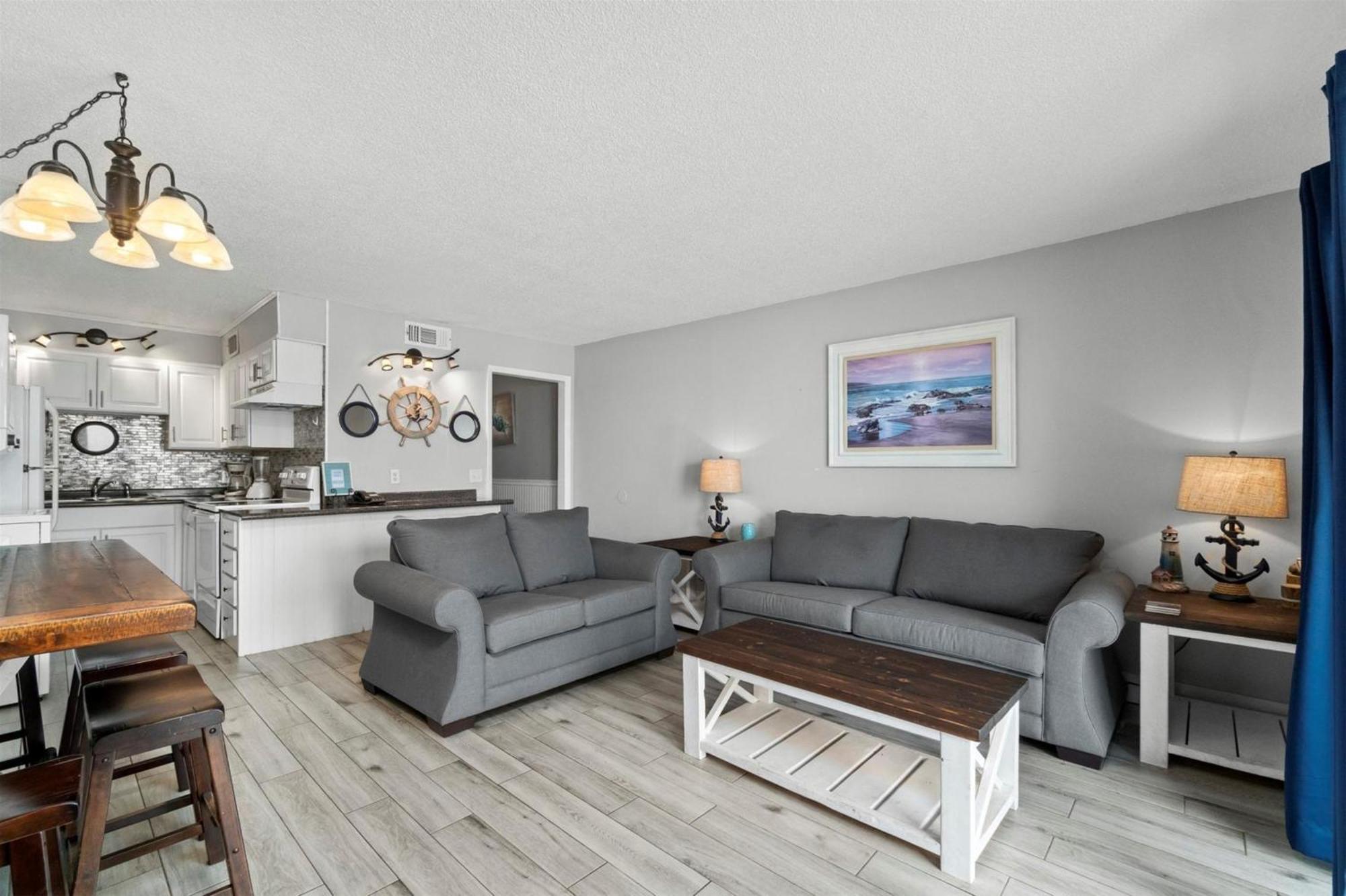 The Summit 728 Apartment