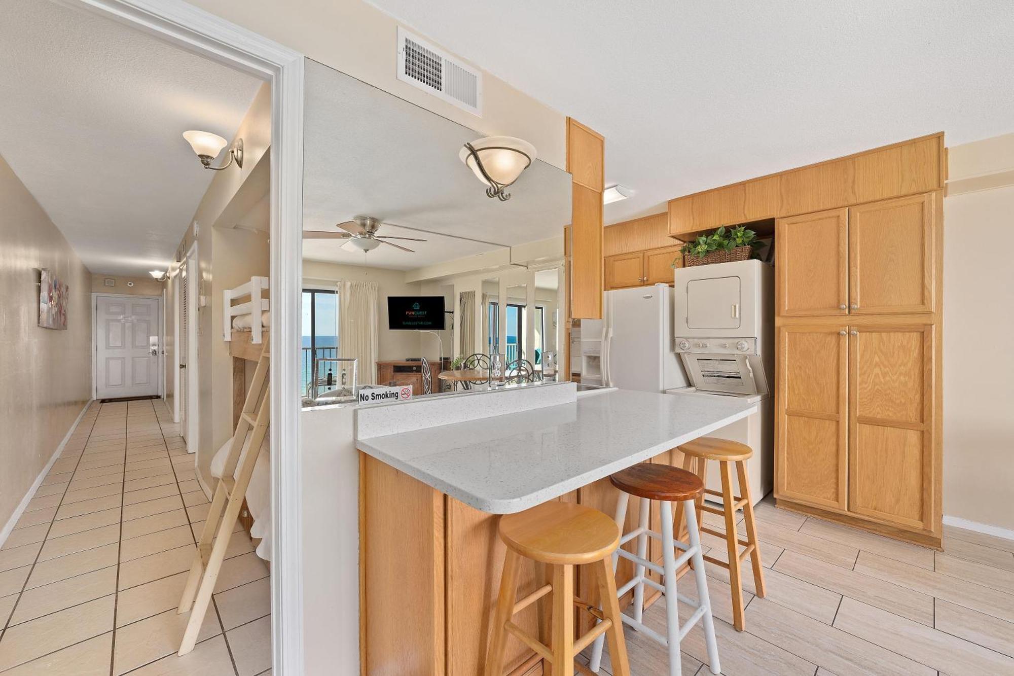 Apartment The Summit 1011