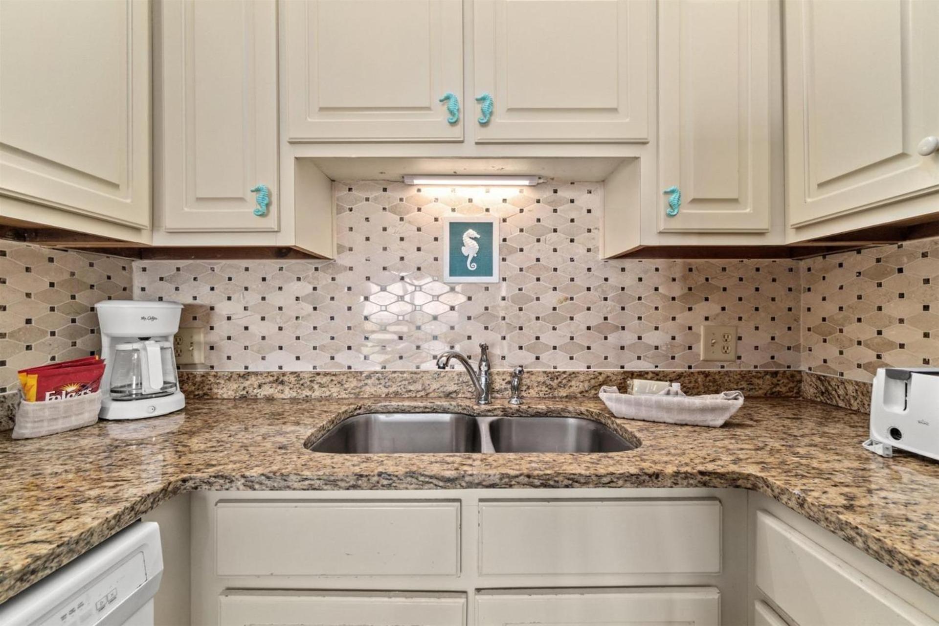 The Summit 731 Apartment