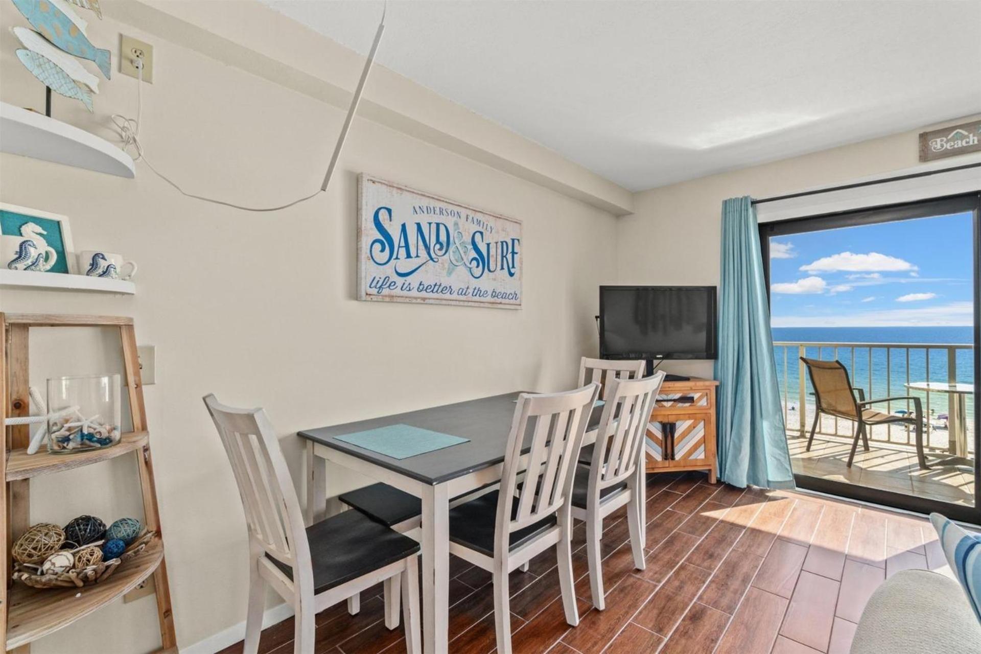 The Summit 731 Apartment