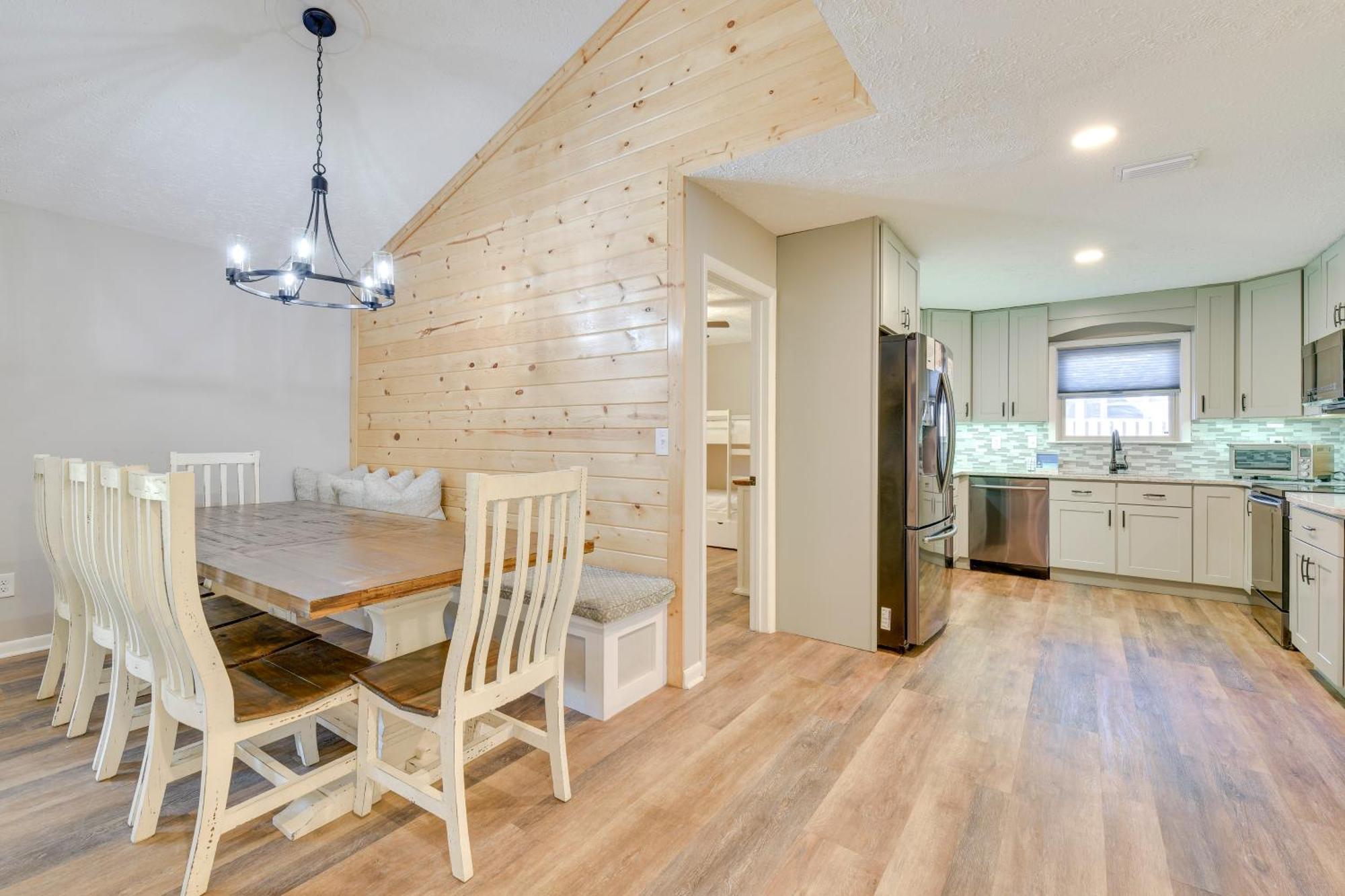 Holiday home Walk To Gulf Tranquil With Yard In Pcb! Panama City Beach