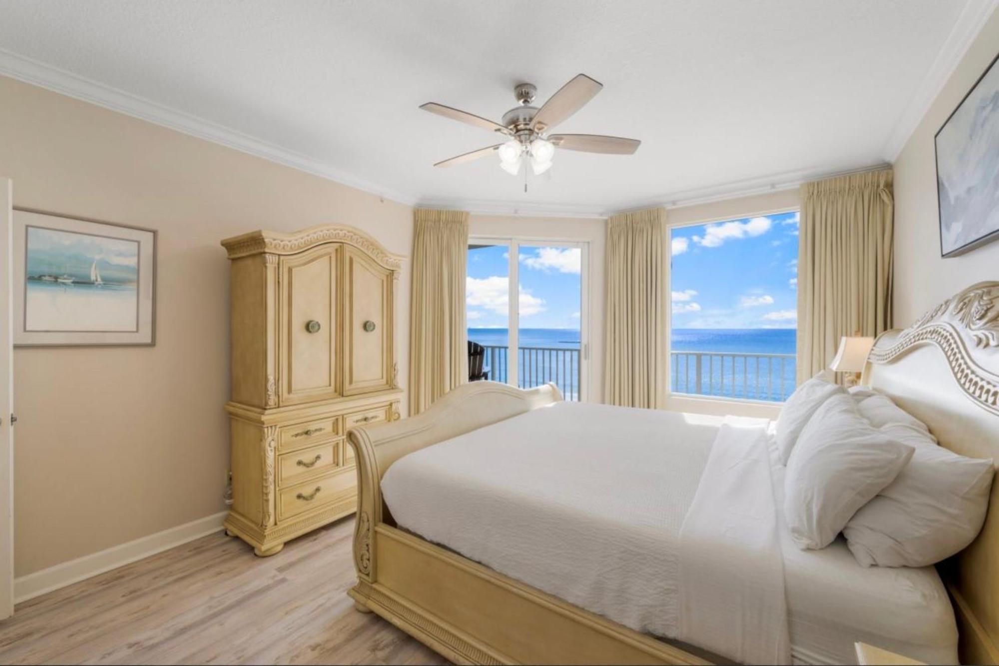 Apartment Gulf-front Corner Unit! Stunning Coastline Views! Panama City Beach
