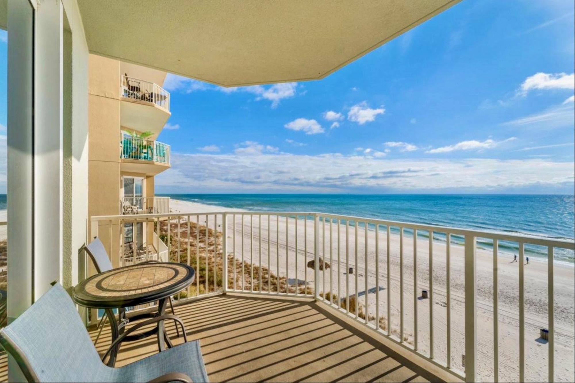 Gulf-front Corner Unit! Stunning Coastline Views!