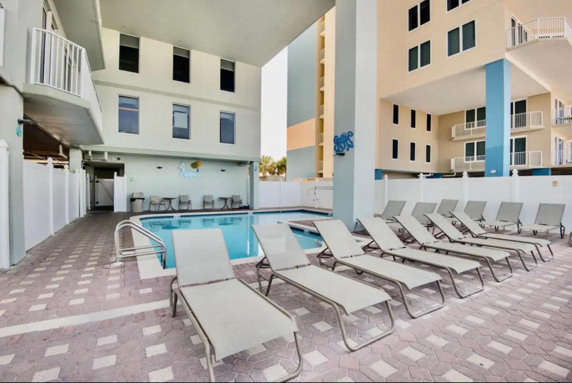 Gulf-front Corner Unit! Stunning Coastline Views! Apartment Panama City Beach