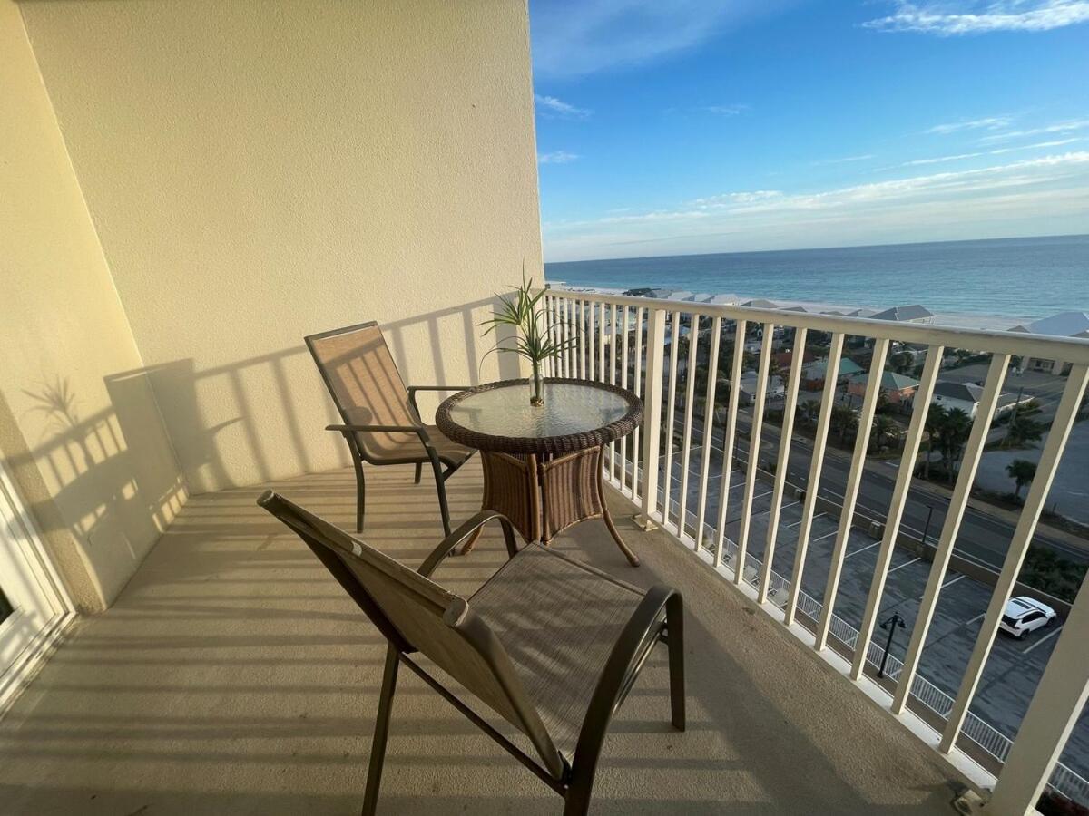 Laketown Wharf View Apartment *