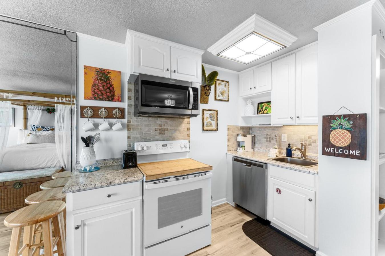 Of The Gulf 620 - Front - Ocean View Couples Retreat Panama City Beach