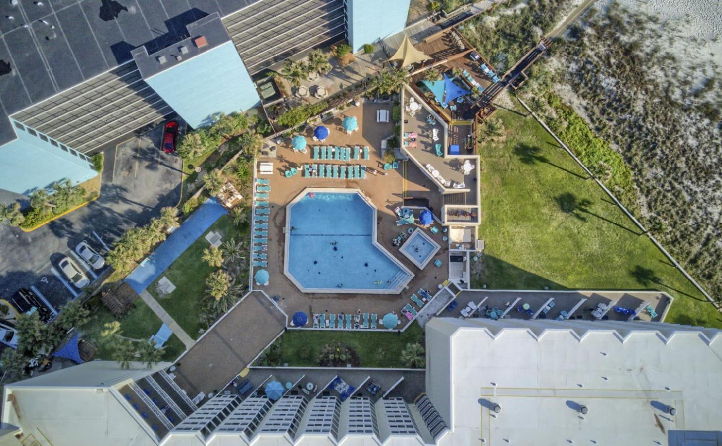 Of The Gulf 620 - Front - Ocean View Couples Retreat *