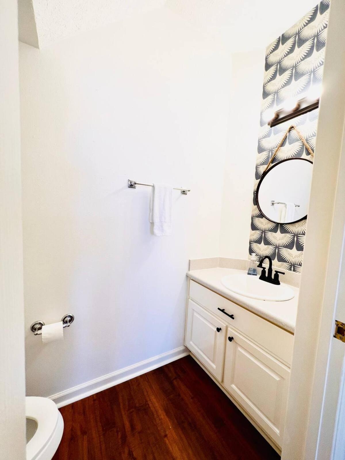 Dog And Kid Friendly House - Private Yard & Deck - 3 Min Walk To * Panama City Beach
