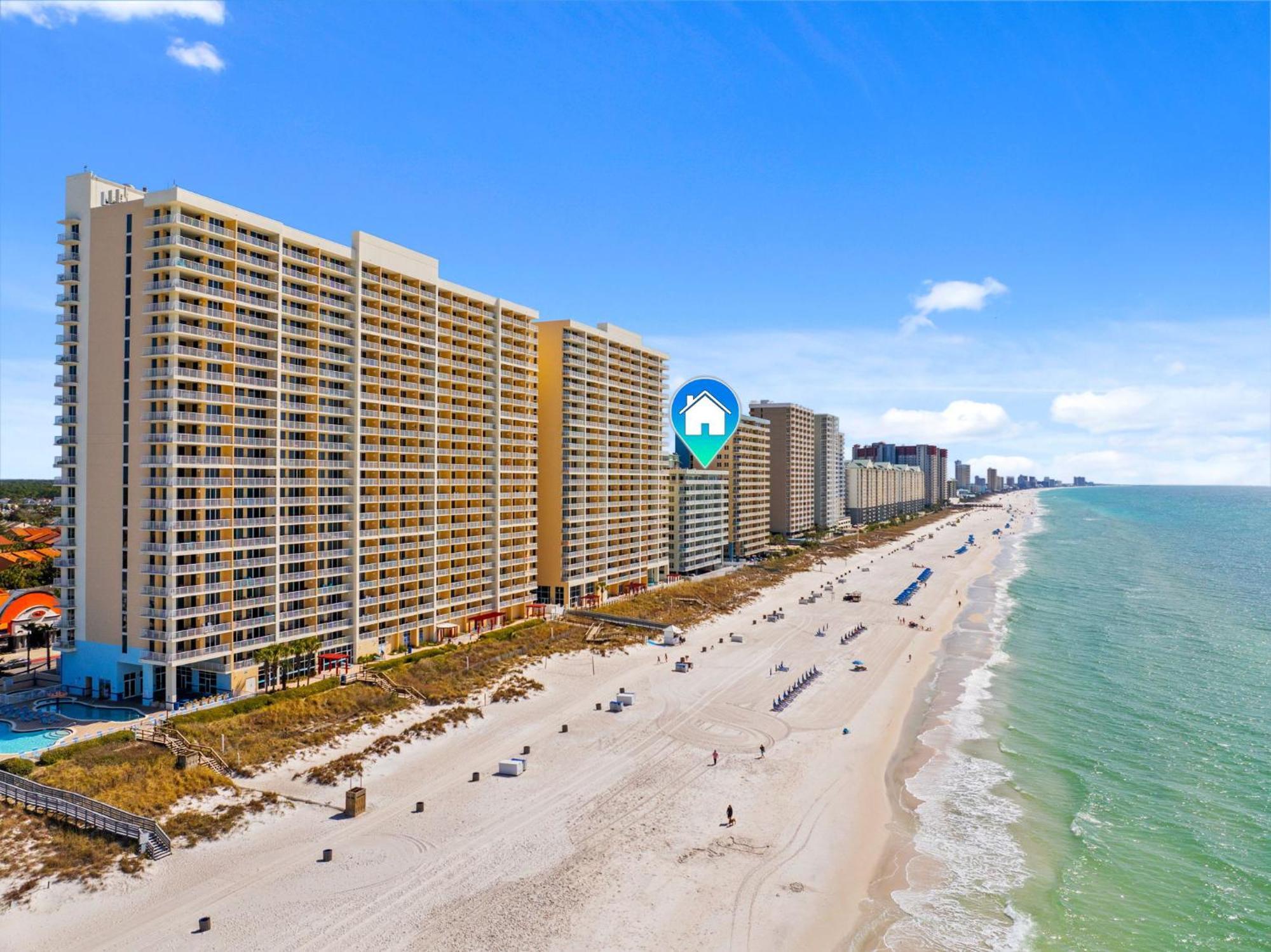 Gulf-front Corner Unit! Stunning Coastline Views! Apartment