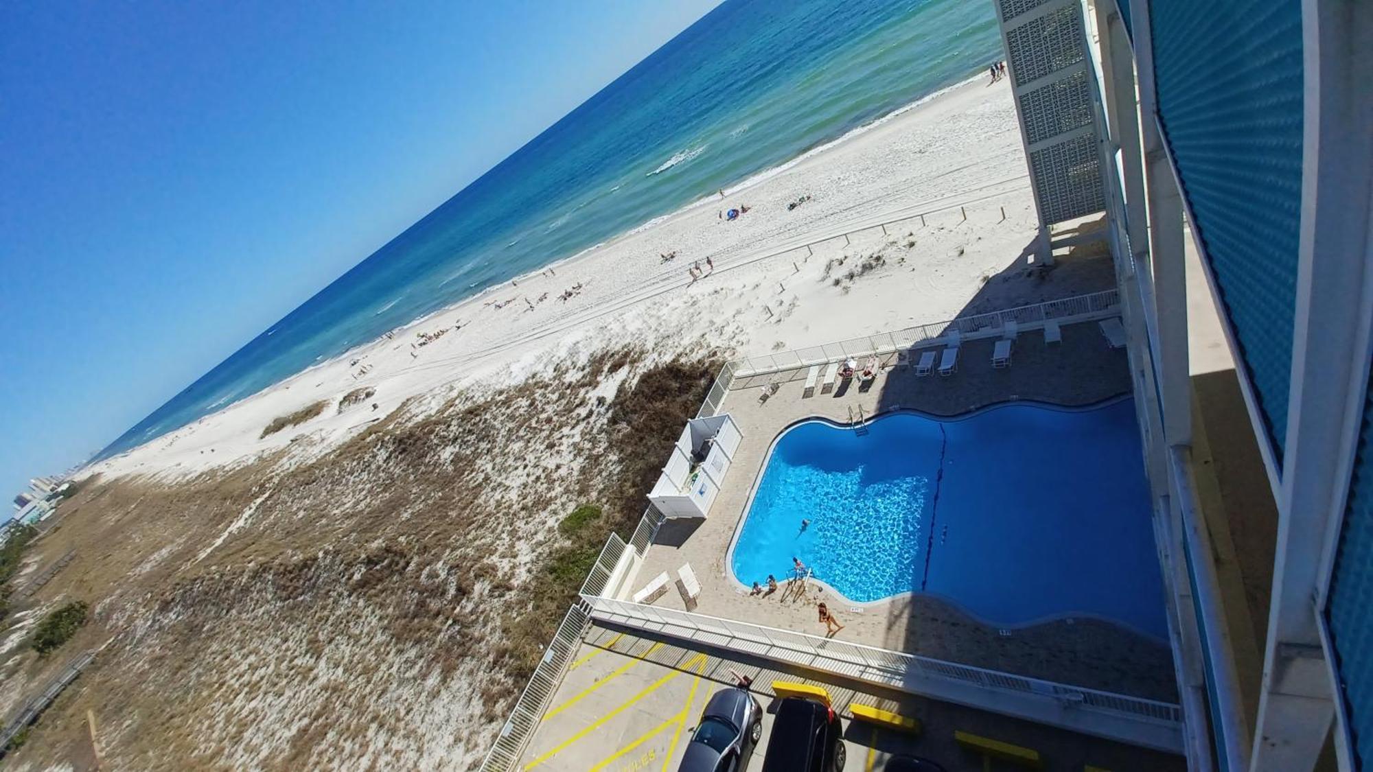 Couples Getaway, Honeymoon Sweet, Perfectly Cozy Front With Kitchen, Pool, Free Parking,check-in At Door * Panama City Beach