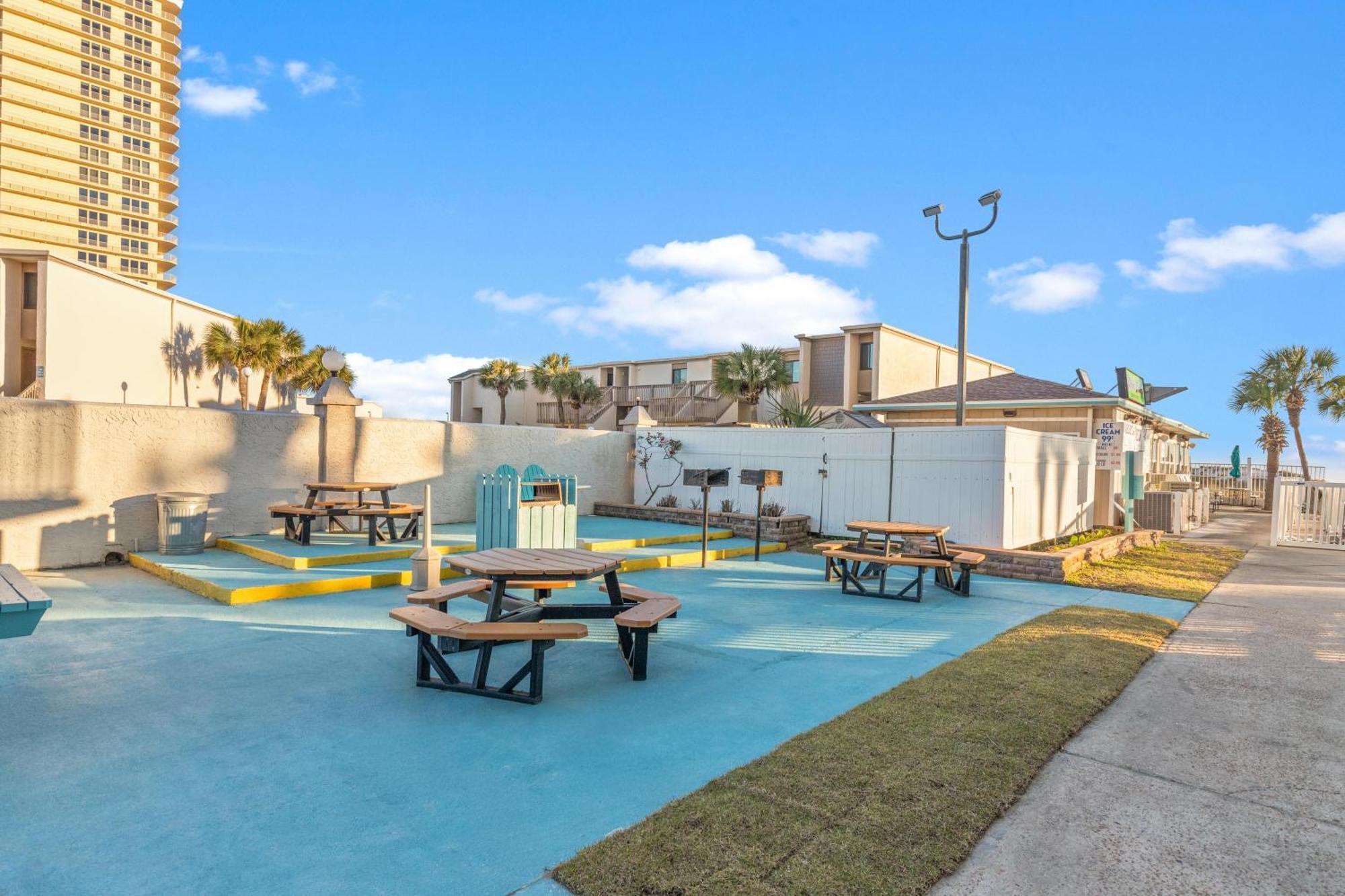 The Summit 1011 Apartment