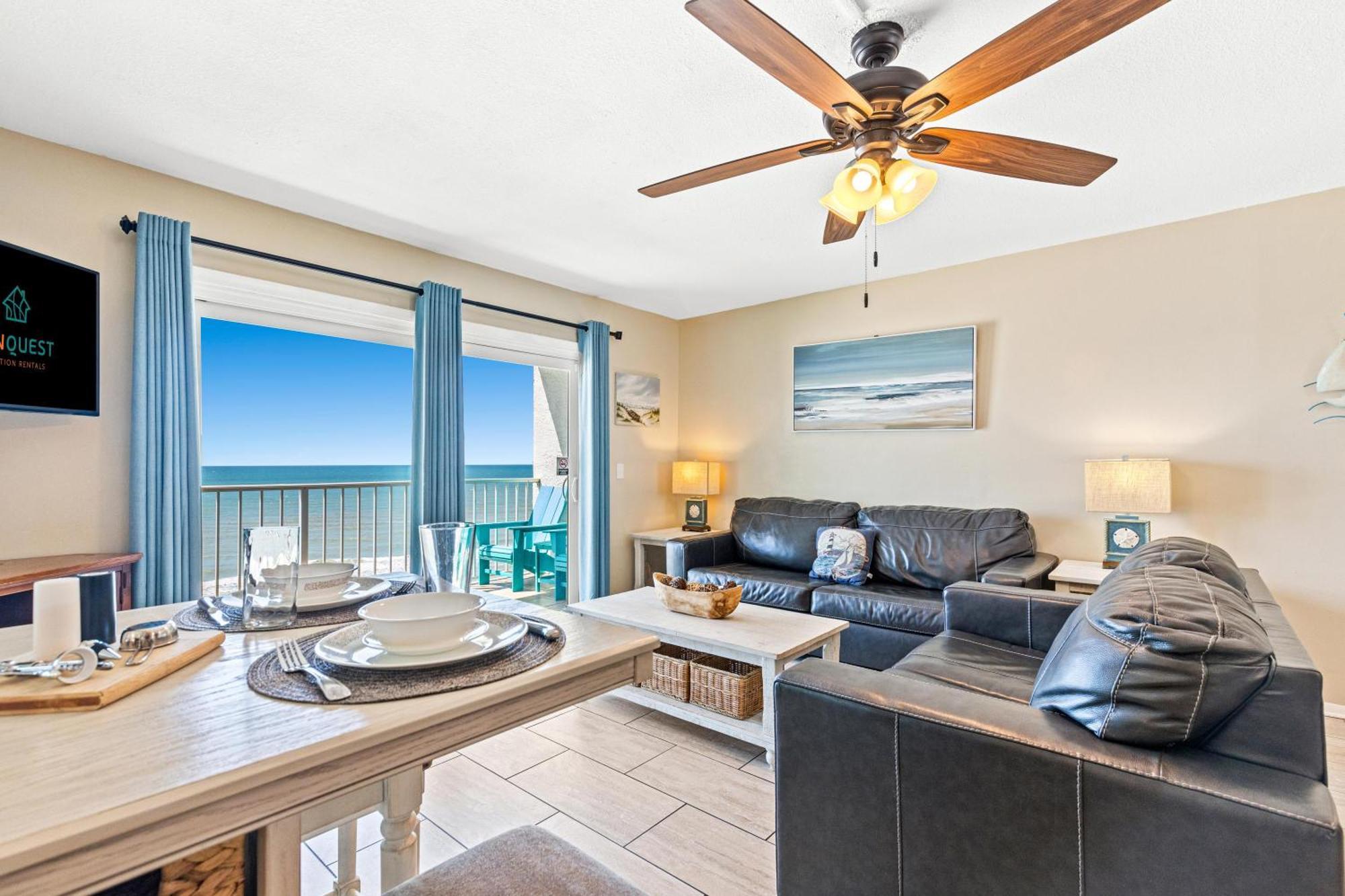 The Summit 1011 Apartment