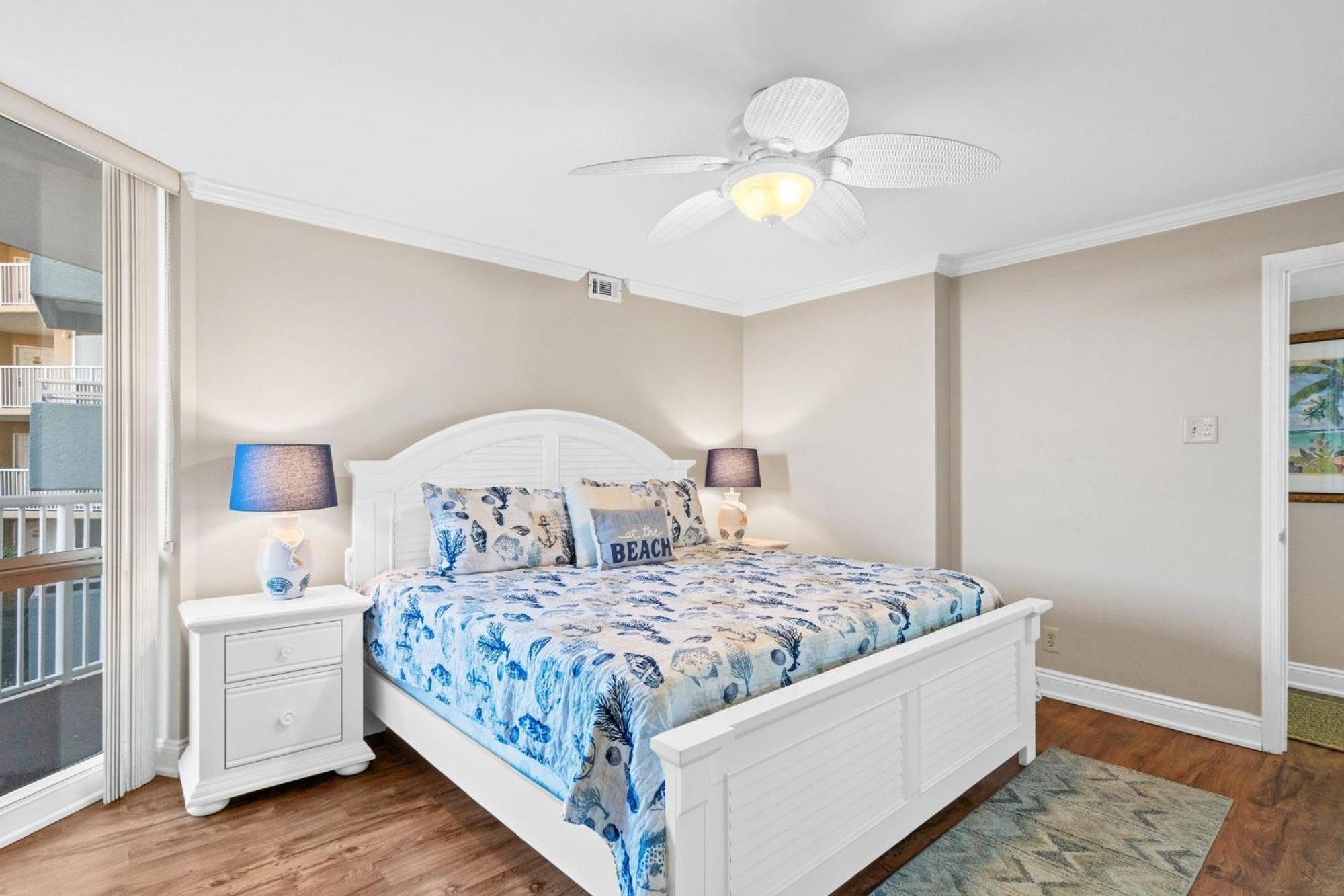 Pelican Walk 408