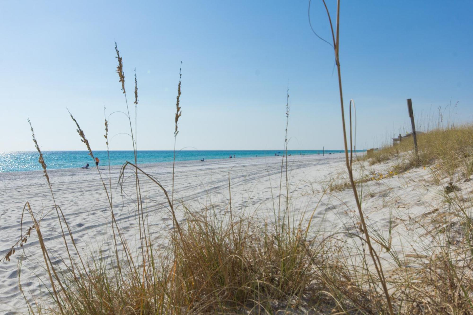 Penthouse With Beautiful Views! 1 Bedroom, 2 Bathroom Penthouse! Panama City Beach