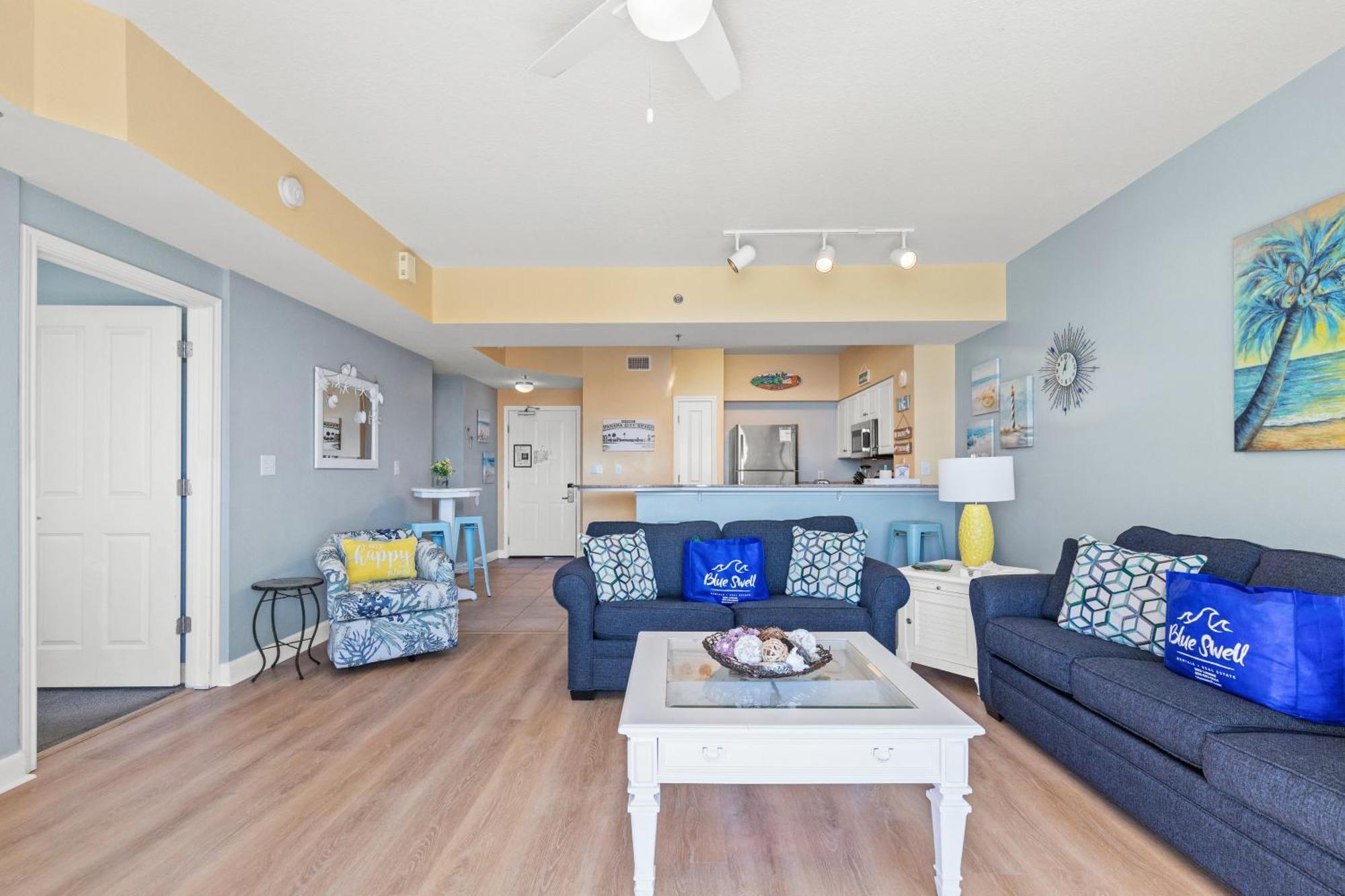 Penthouse With Beautiful Views! 1 Bedroom, 2 Bathroom Penthouse! * Panama City Beach