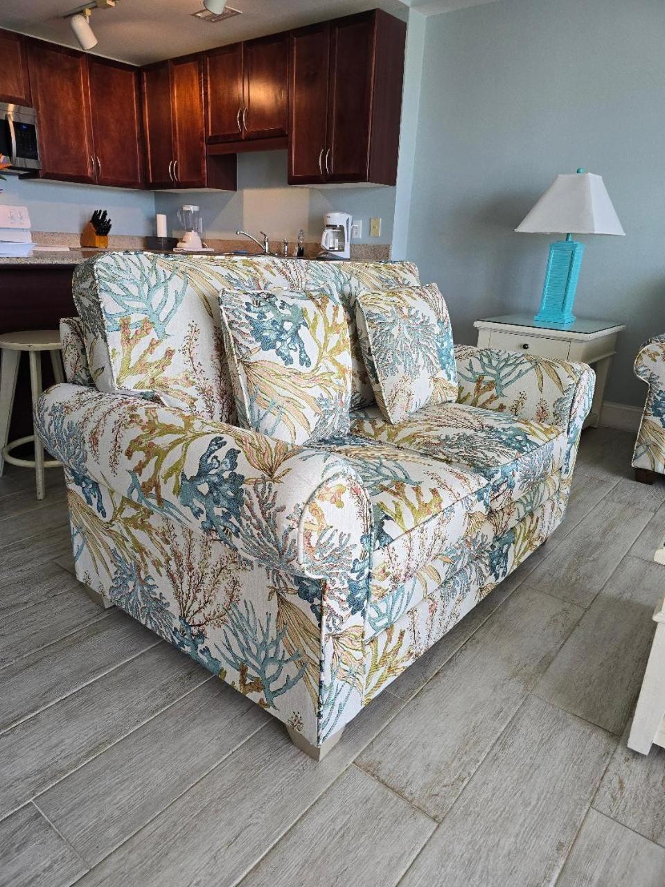 Laketown Wharf View Apartment Panama City Beach