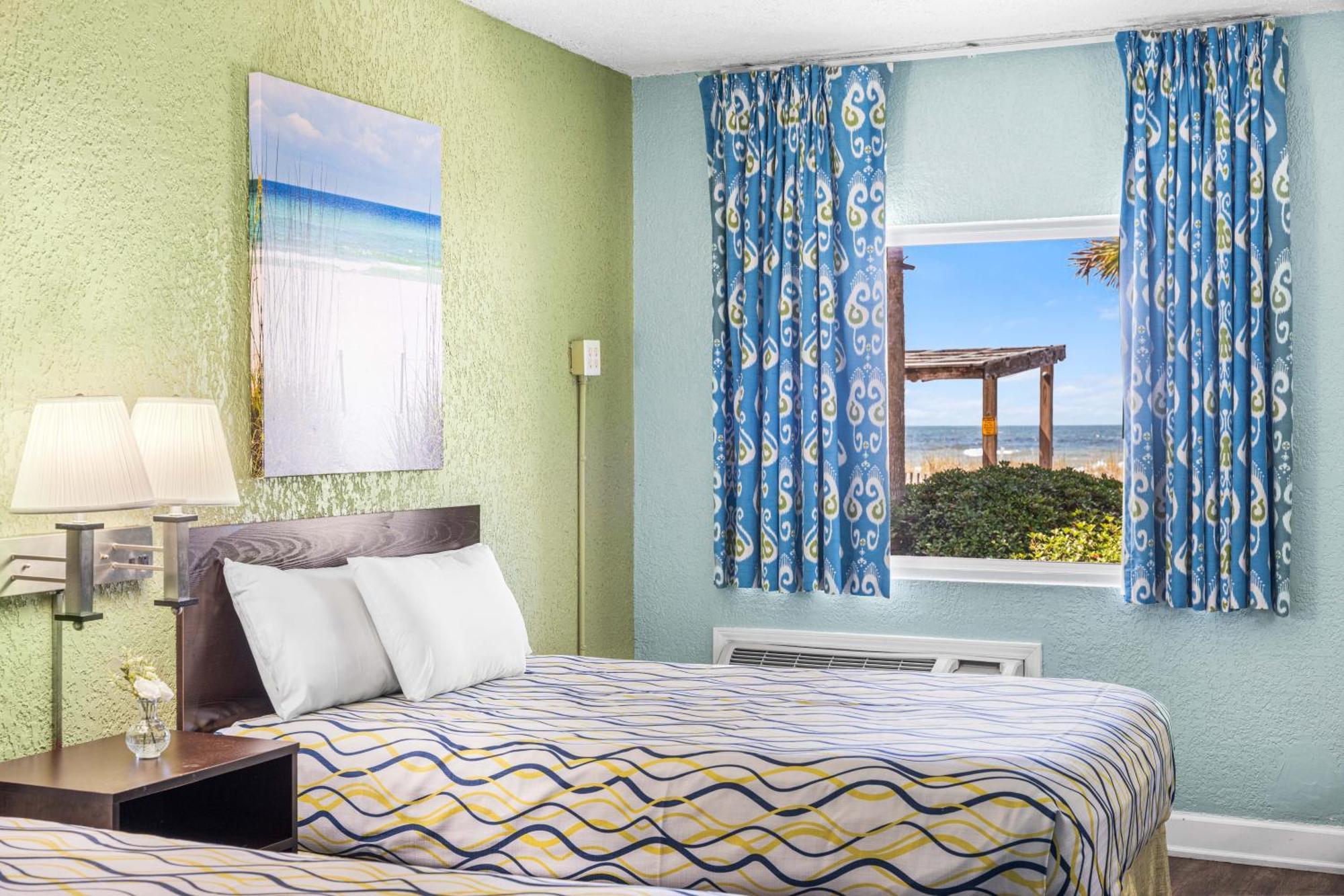 Boardwalk Hotel