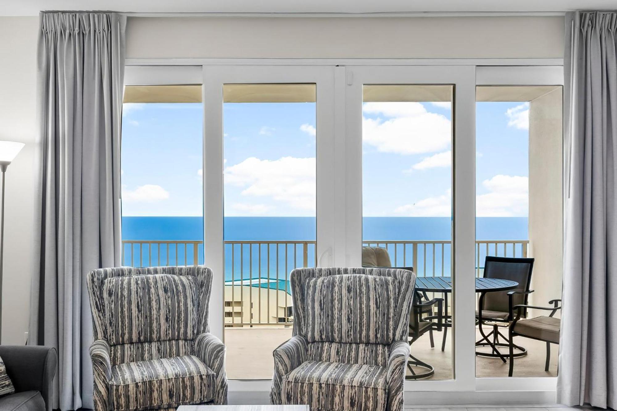 Laketown Wharf By Panhandle Getaways Apartment
