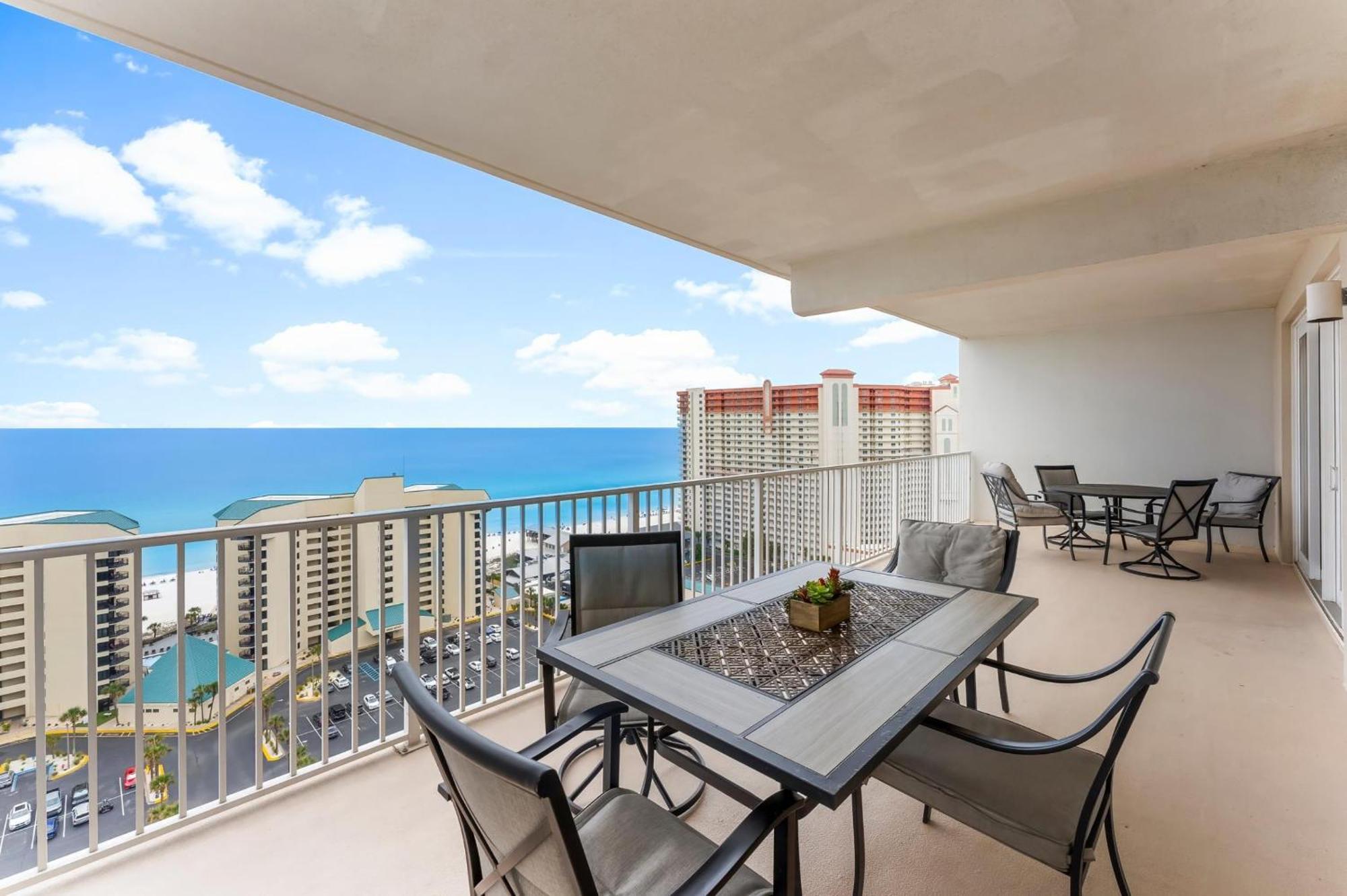 Apartment Laketown Wharf By Panhandle Getaways *