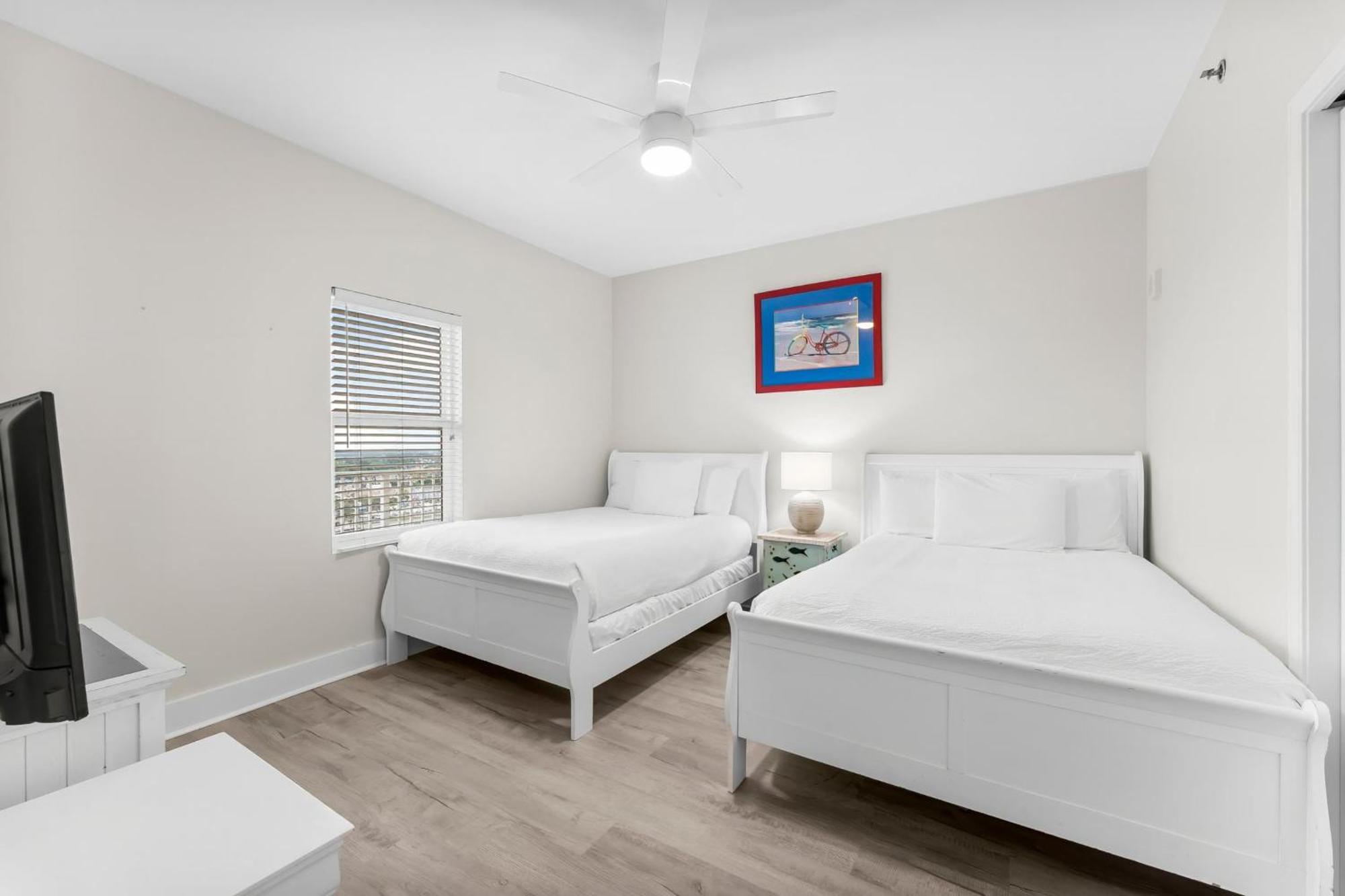 Apartment Laketown Wharf By Panhandle Getaways Panama City Beach