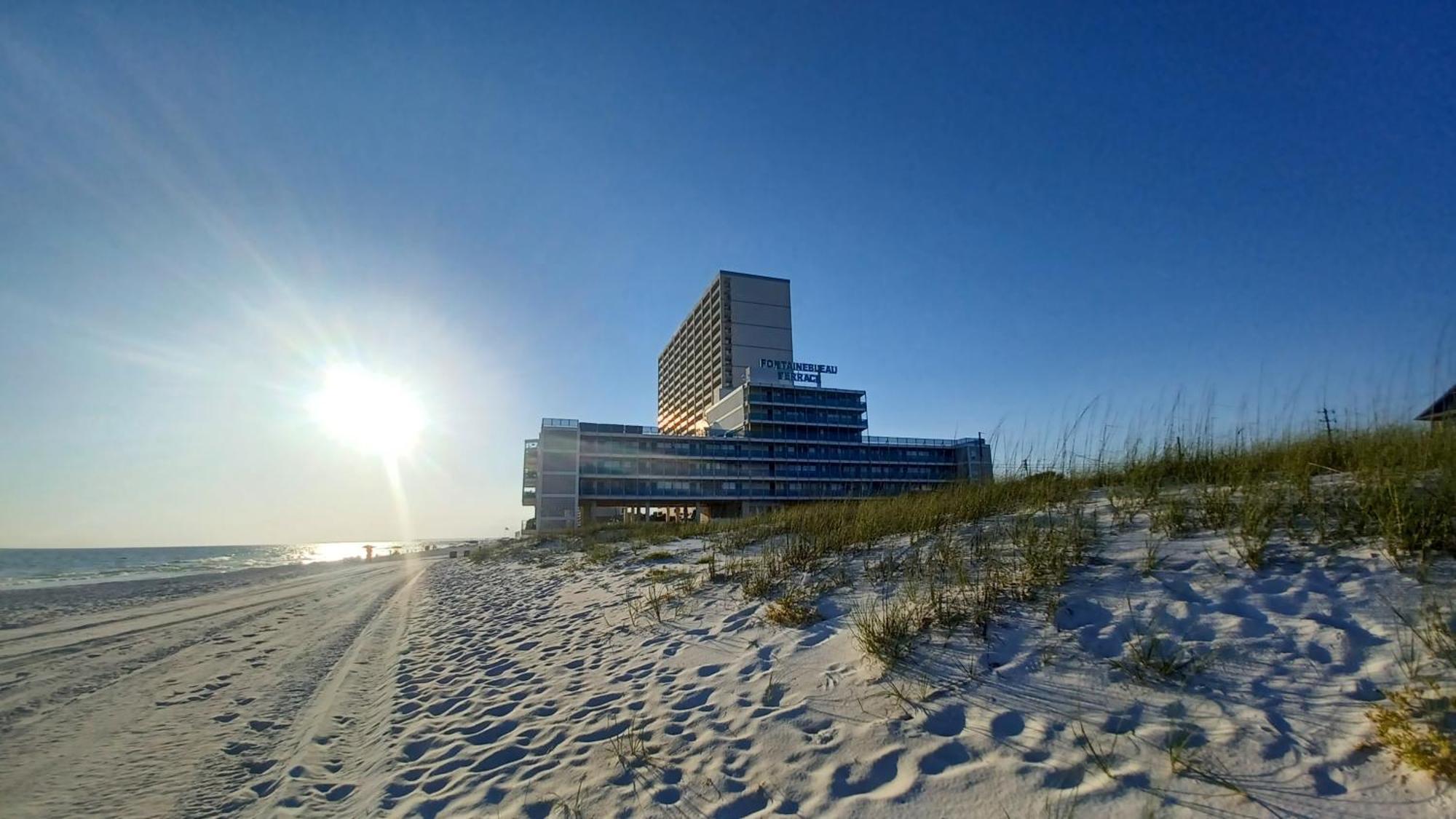 Couples Getaway, Honeymoon Sweet, Perfectly Cozy Front With Kitchen, Pool, Free Parking,check-in At Door * Panama City Beach