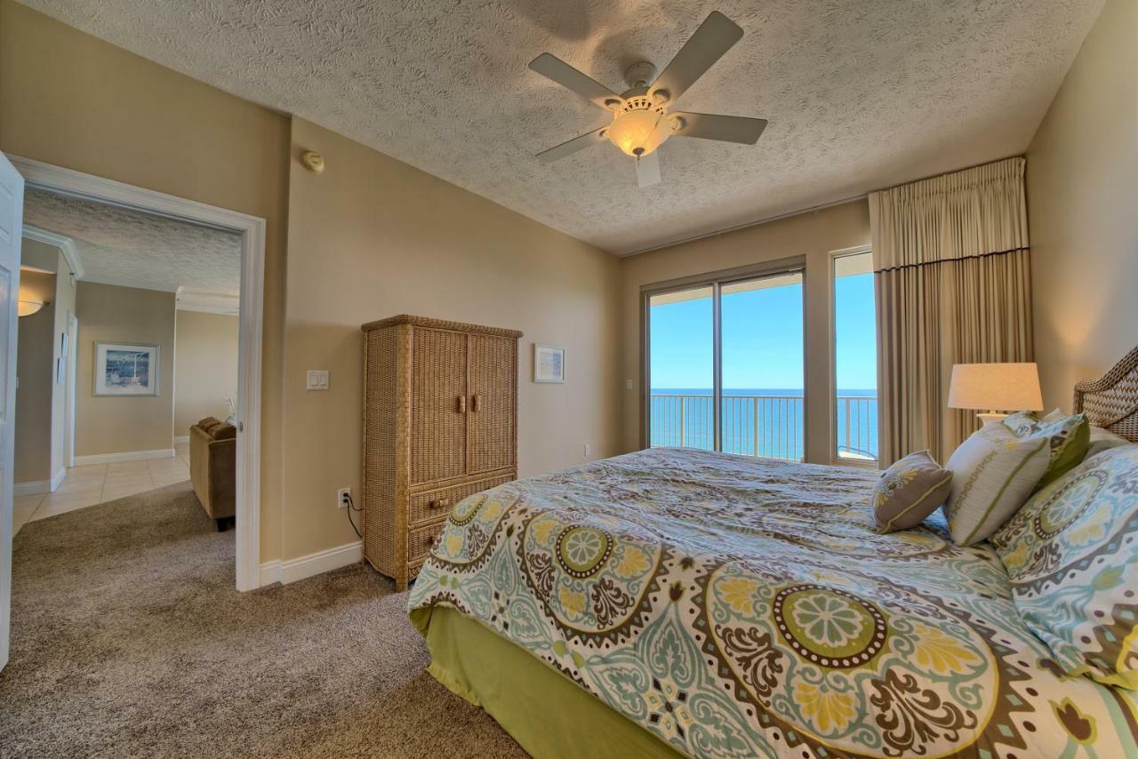 Apartment Comfortable High-rise With Access - Unit 1404 *