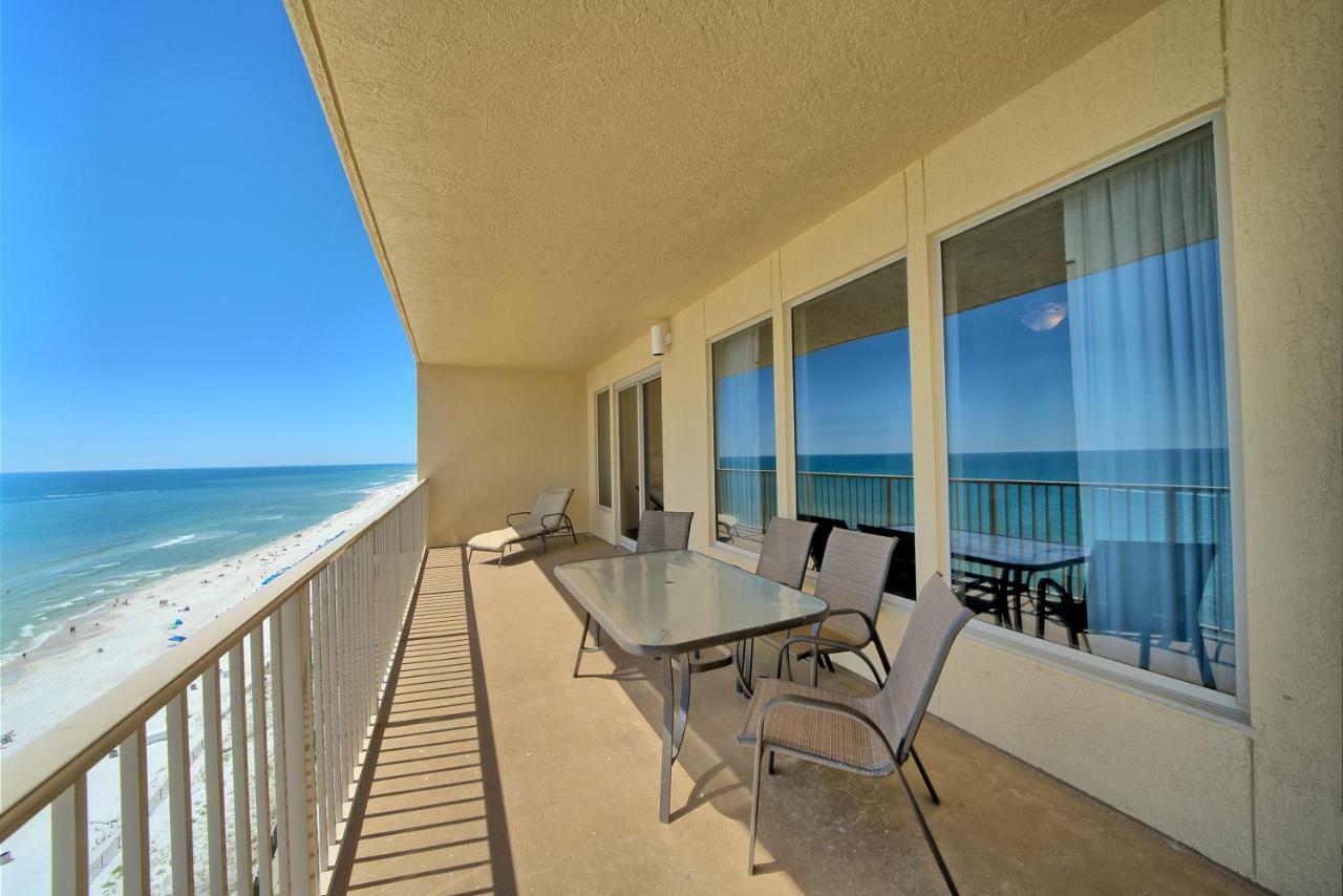 Comfortable High-rise With Access - Unit 1404 Apartment *