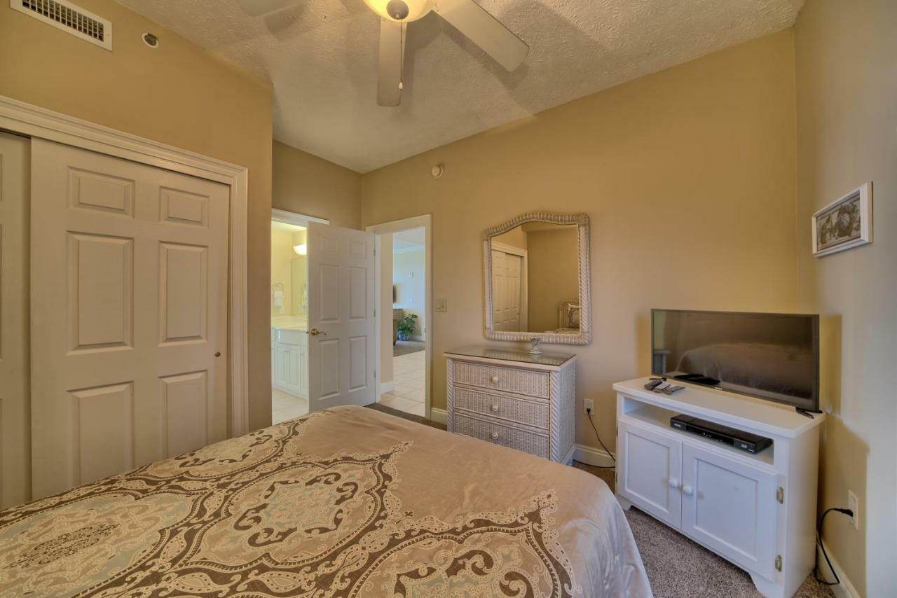 Comfortable High-rise With Access - Unit 1404 Apartment