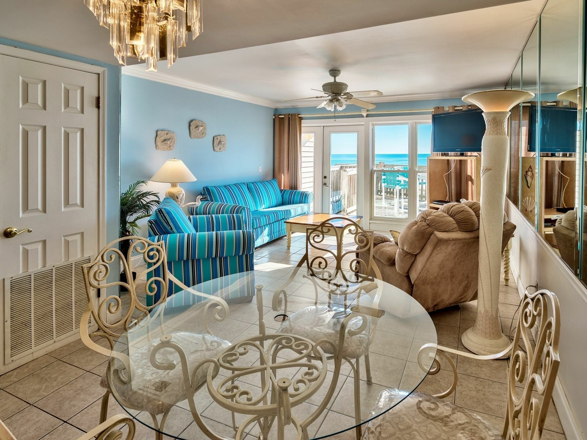 Apartment Gojo Getaway 627851 By Redawning