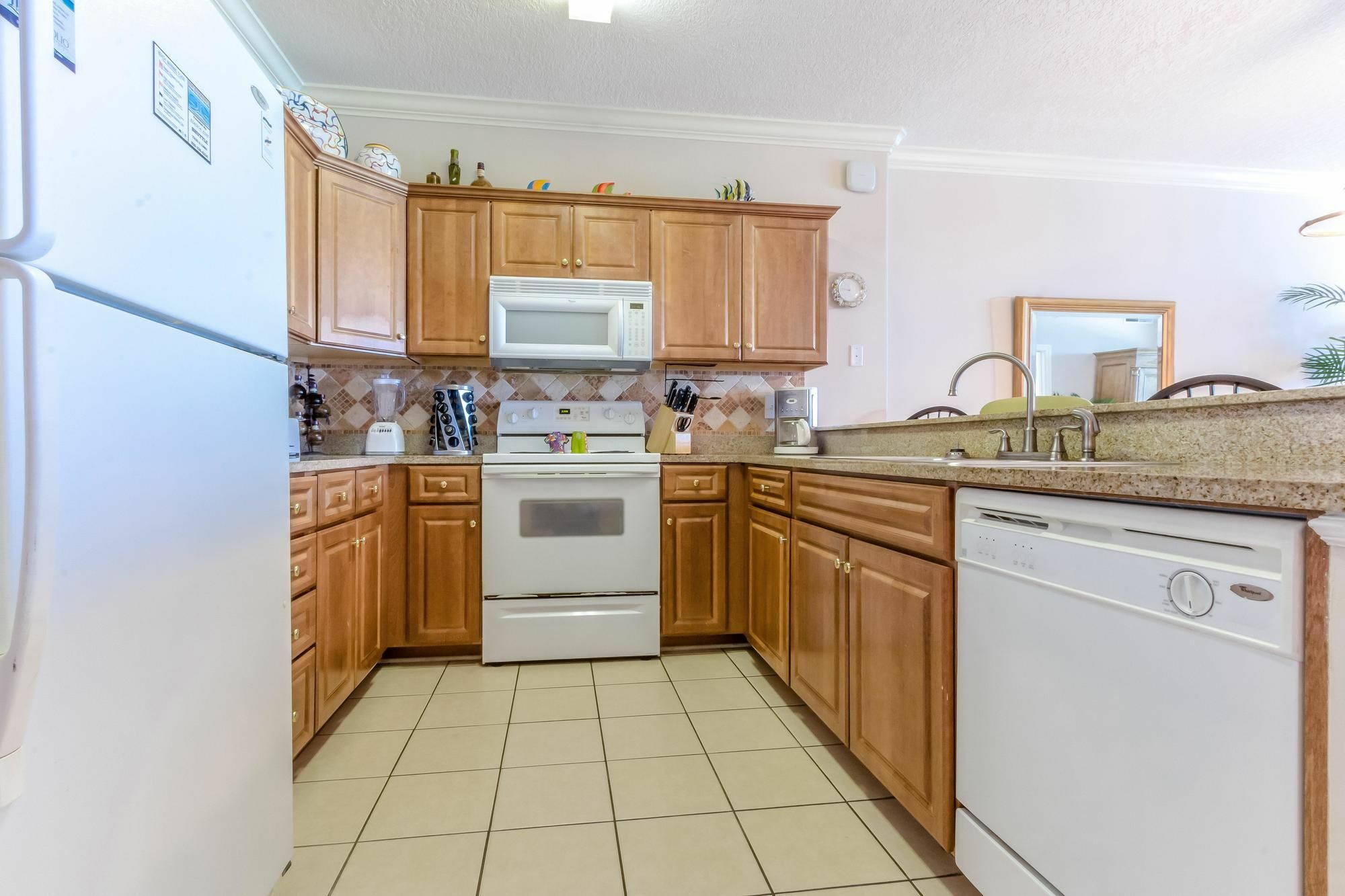Ocean 706 Apartment