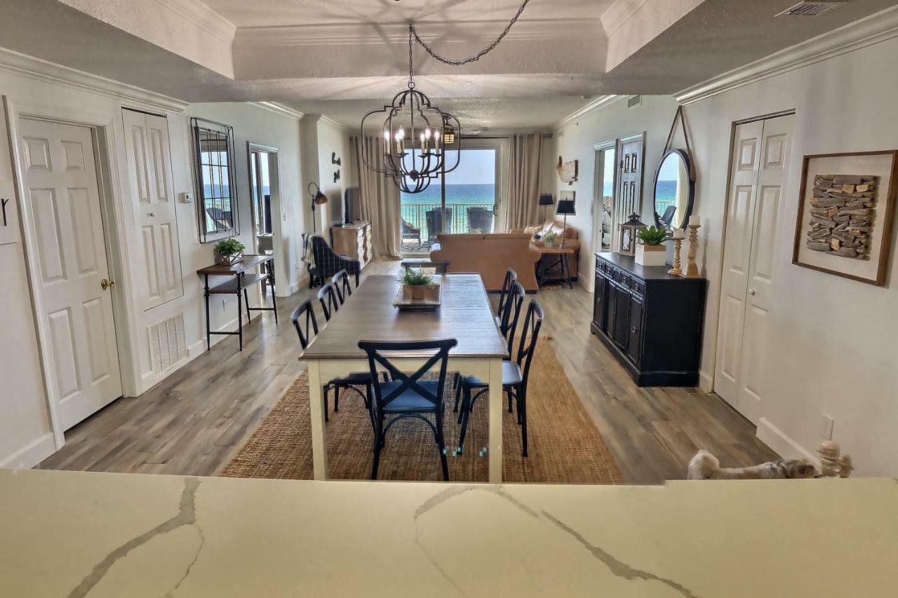 Barefoot Bliss - Beachfront - Sleeps 12 Apartment *