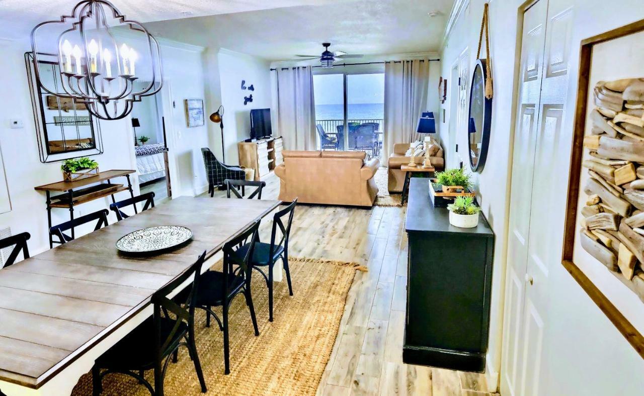 Barefoot Bliss - Beachfront - Sleeps 12 *