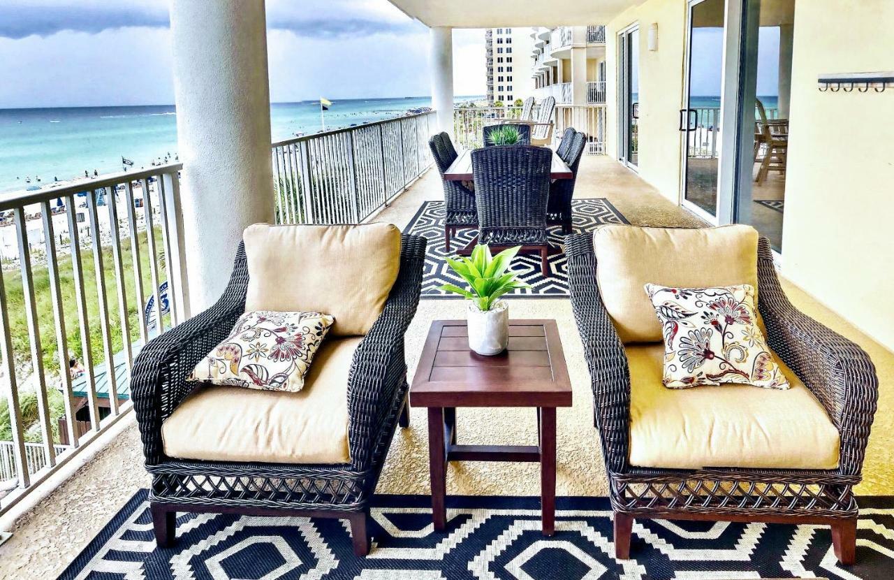 Barefoot Bliss - Beachfront - Sleeps 12 *