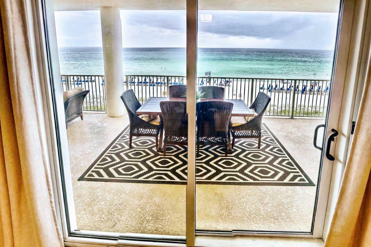 Barefoot Bliss - Beachfront - Sleeps 12