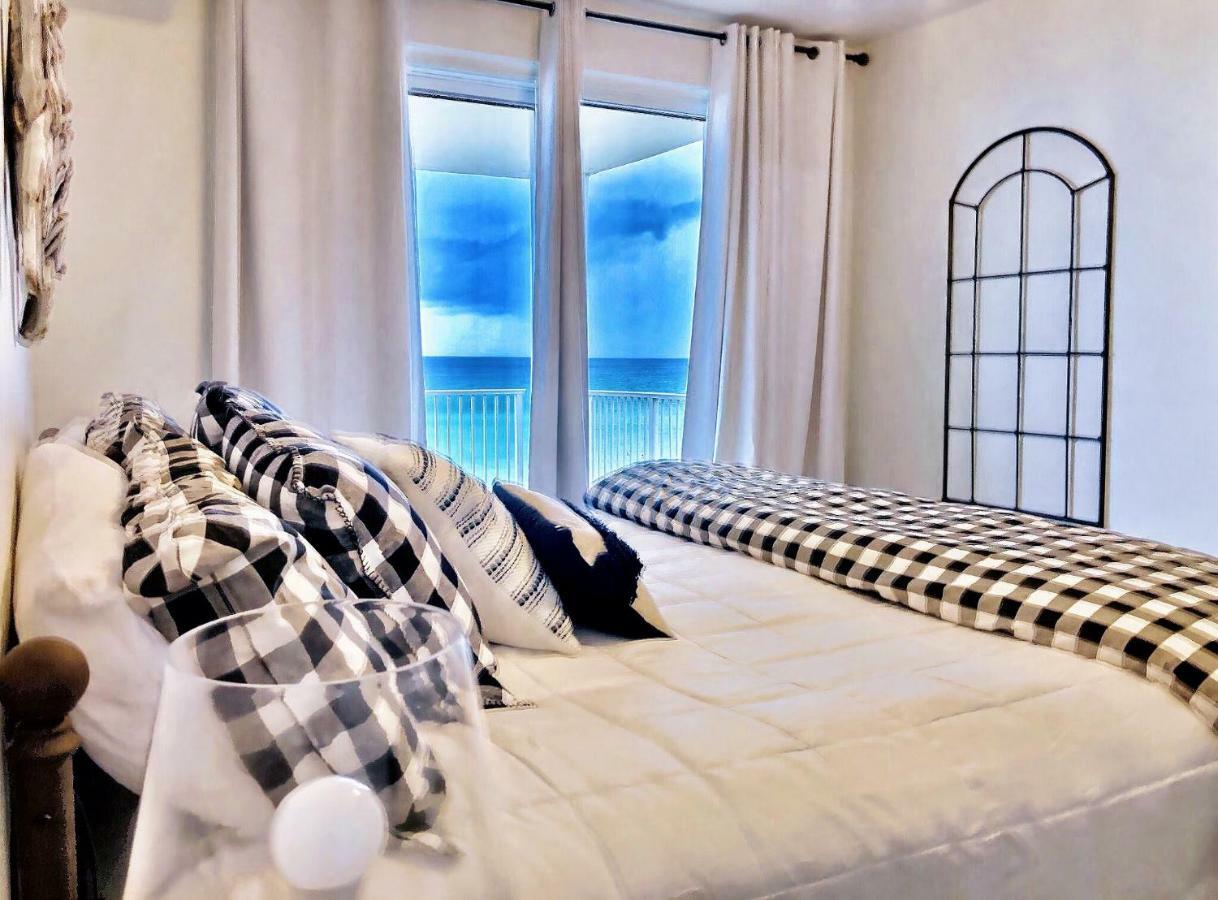 Apartment Barefoot Bliss - Beachfront - Sleeps 12