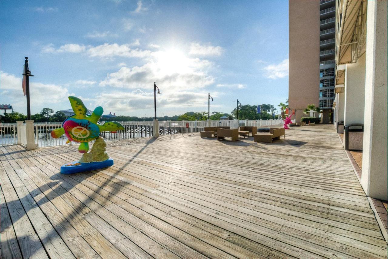Laketown Wharf 429 By Aneliya Holiday home *