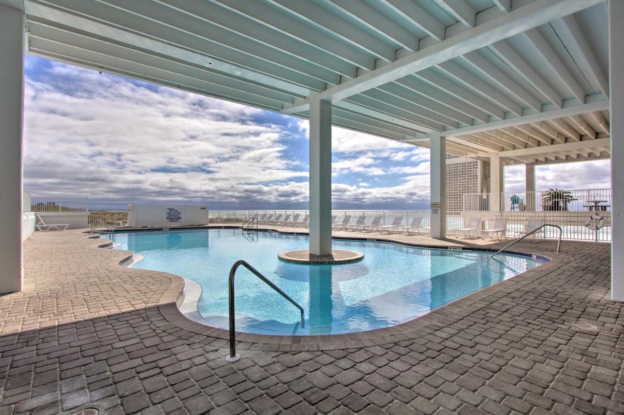 Oceanfront Couples Retreat With Direct Beach Access