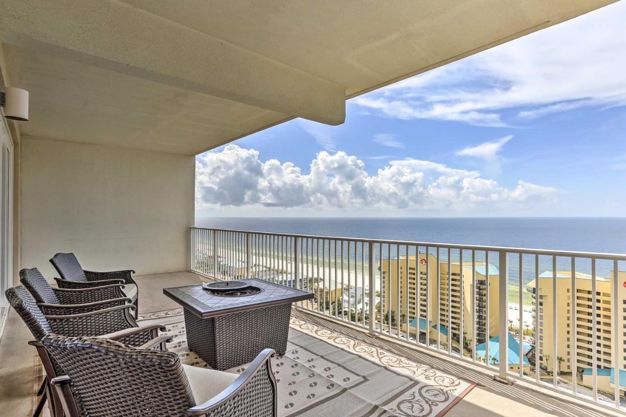 Apartment Pcb With Balcony Walk To Beach! *