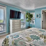 Sand Blast - Lovely Beachfront Home With Tons Of Space!