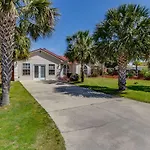 Gulf View Home - Private Pool!