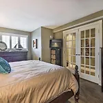 Pcb Condo With 2 Outdoor Pools And Beach Access!