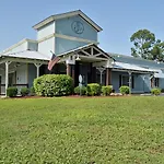 Summit 913, 1 Bedroom, Sleeps 6, Beachfront, Wi-Fi, Pool
