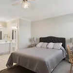 Sweet Retreat By Sand Seeker Vacations